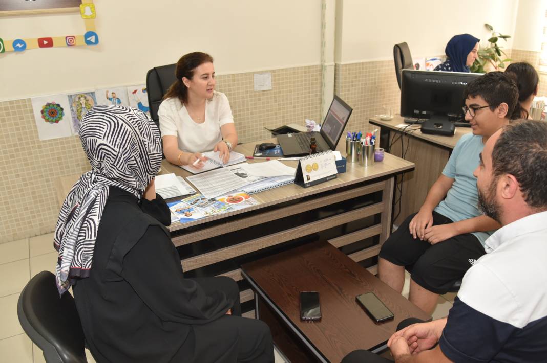 Türkiye’nin LGS şampiyonlarından Konya’da öğrencilere tercih desteği 1